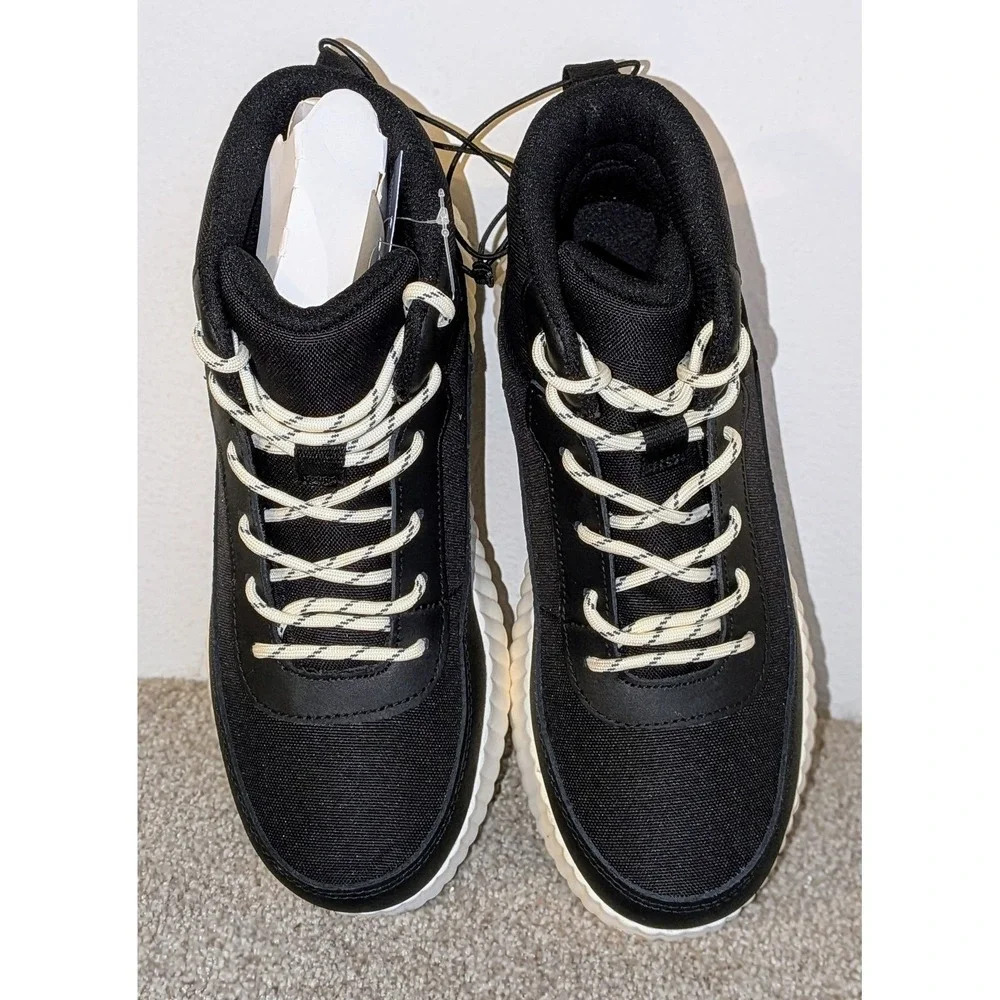 Universal Thread Black Water Repellent High Top Sneaker‎ Boots Size 9 NWT